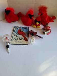 lot 3231 image: Cardinal wine bottle stopper, stuffed cardinals, nightlight