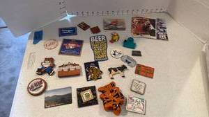 lot 3515 image: Magnets and chip clips