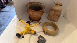 lot 3525 image: Stoneware crock jar and sprinklers