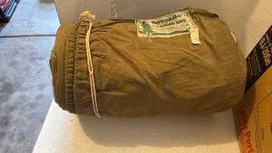 lot 3527 image: Portage sleeping bag