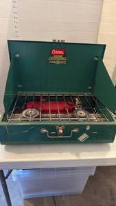 lot 3534 image: Coleman 2 burner camping stove