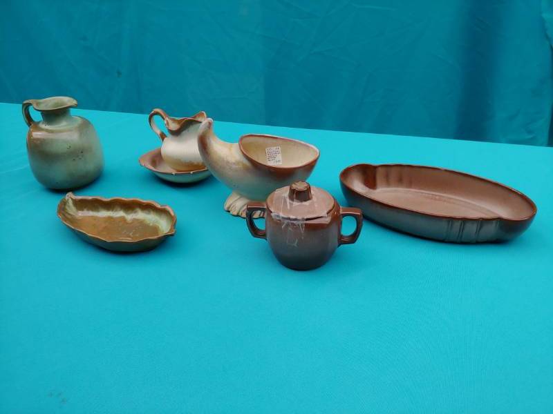 lot 5098 image: Frankoma Pottery in Good Condition