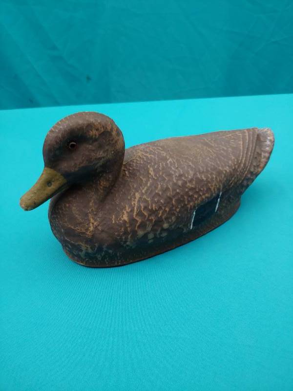 lot 5114 image: JC Higgins Duck Decoy