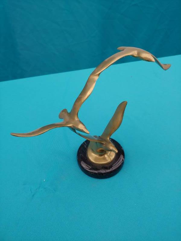 lot 5115 image: Vintage Brass Birds Figurine