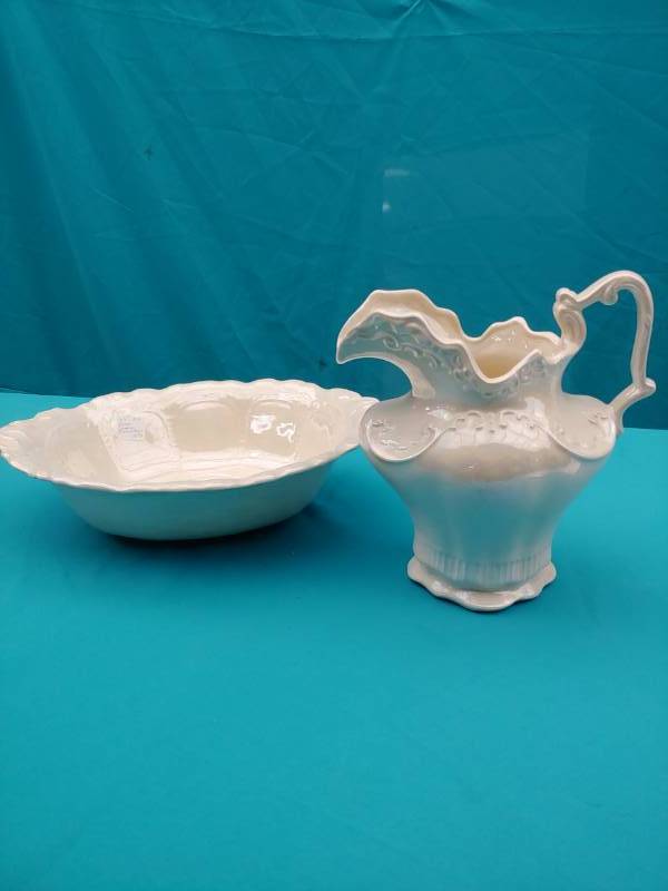 lot 5118 image: Arnels Water Basin and Bowl