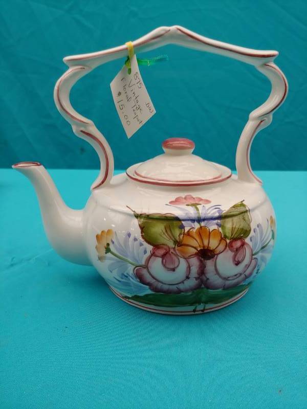 lot 5138 image: Floral Teapot