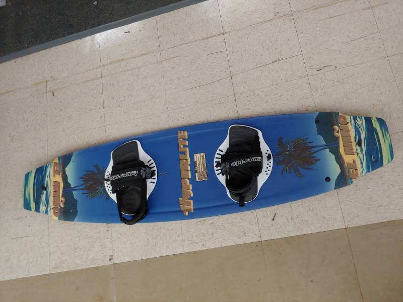 lot 5068 image: Hyperlite El Nino Wakeboard