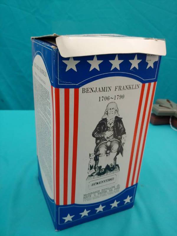 lot 5173 image: Ben Franklin Decanter