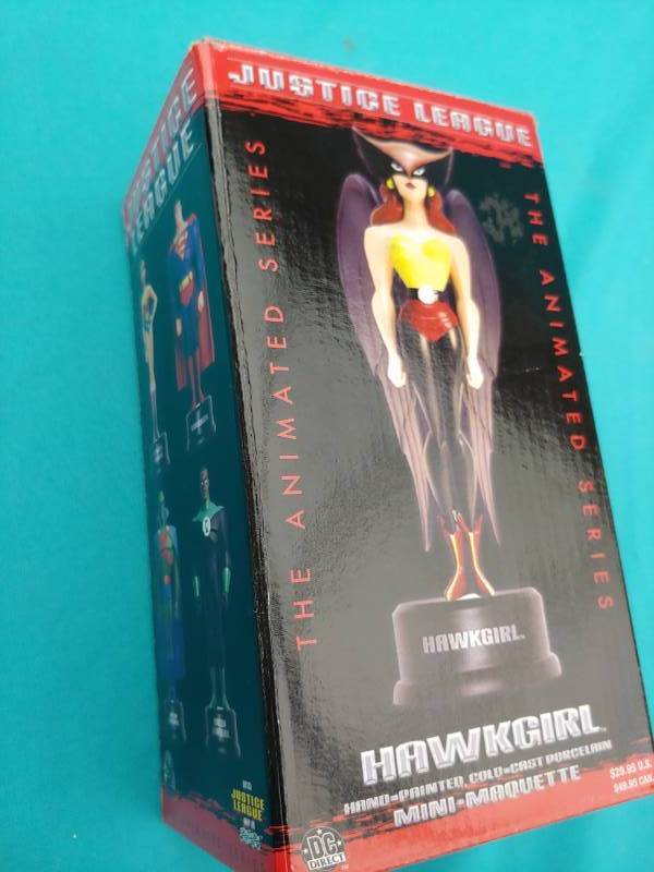 lot 5215 image: Hawkgirl Figurine