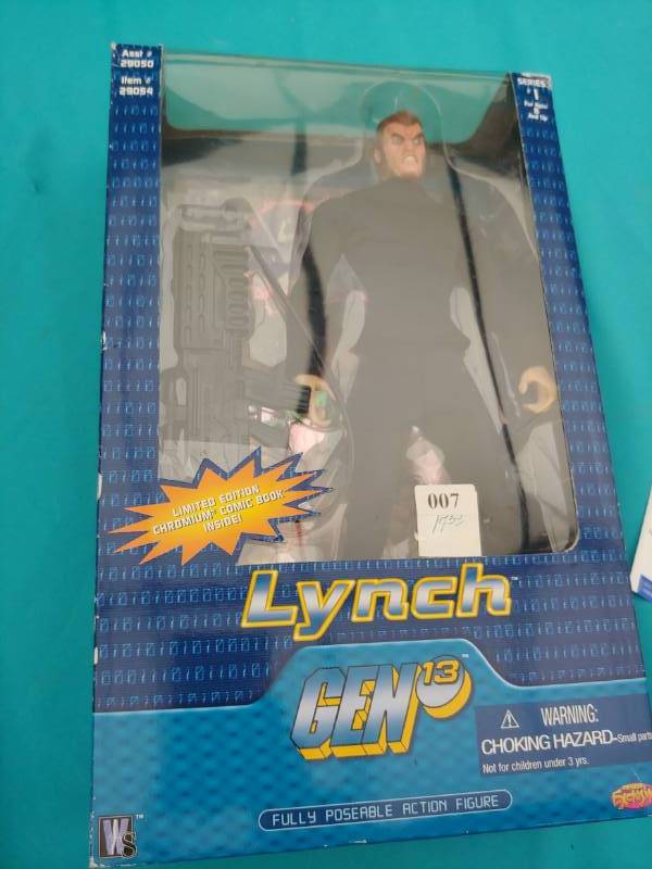 lot 5227 image: Lynch Figurine