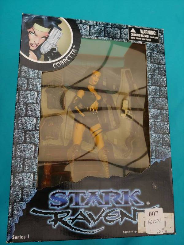 lot 5228 image: Stark Raven Figurine
