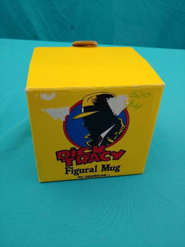 lot 5236 image: Dick Tracy Mug