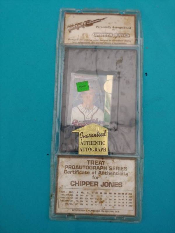 lot 5238 image: Chipper Jones Autographed Card