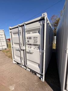 lot 1031 image: IRC10 - 10ft Container - Unused