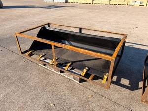 lot 2067 image: IRSLIB - 72�� Industrial Bucket - Unused