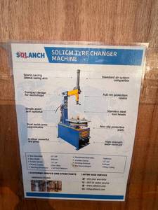 lot 3094 image: SDLTCM - Blue Tire Changer Machine - Unused