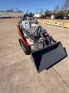 lot 4001 image: BATTLER Mini Skid Steer with Pilot Controls (2025) ST28H-6 - Unused