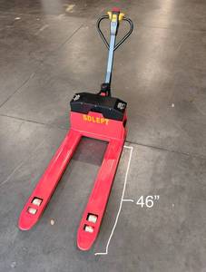 lot 5017 image: SDLEPT - Electric Pallet Jack with Digital Display - unused