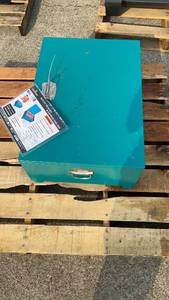 lot 8029 image: LHR-RF24 - LandHonor Ratchet Tie Down & Flatpack Tool Box Set - Unused
