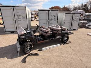 lot 3000 image: UPDATE SDLGC100 - 2025 SDLANCH 6 Person Luxury Golf Cart - Unused SEE PICTURES FOR DAMAGES