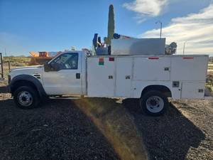 lot 11192501 image: 2008 Ford F450 Utility Service Truck with Crane