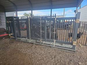 lot 11192525 image: Automated Electric Security Gate System