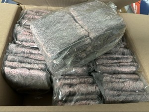 lot 101 image: 3.5 x 3.5 Institutional Soap Pads, Case of 120
