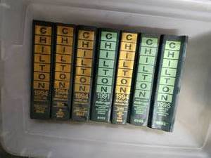 lot 1 image: Chilton automotive service manuals. 1994, 1991, 1995, 1980 - 1987