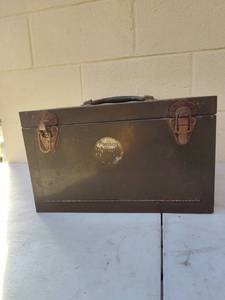 lot 45 image: Precision Dumore Tool Post Grinder in Original Case