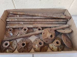 lot 57 image: Industrial Threaded Rods and Star Washers Set