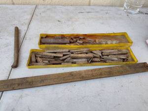 lot 63 image: Metal squares and scrap metal