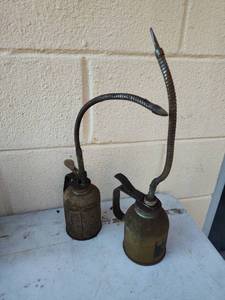 lot 98 image: Baskamp Oil Can Set 4-1643