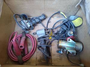 lot 131 image: Original GM Electric Fuel Pump Assembly