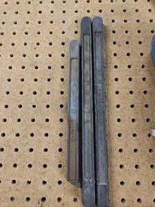 lot 178 image: Remco lead bars
