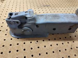 lot 179 image: Industrial Metal Door Lock Mechanism