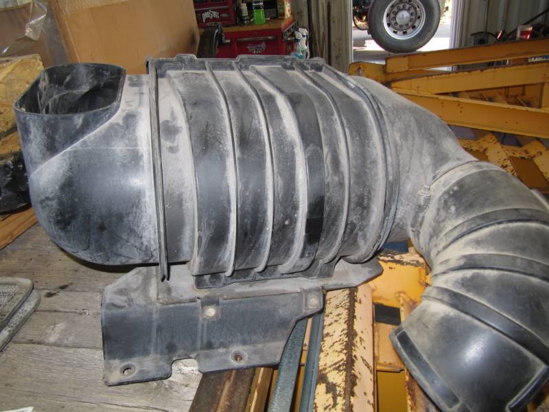 lot 937 image: Air-Cleaner P614062 Rev. PPCFM20 Kenworth