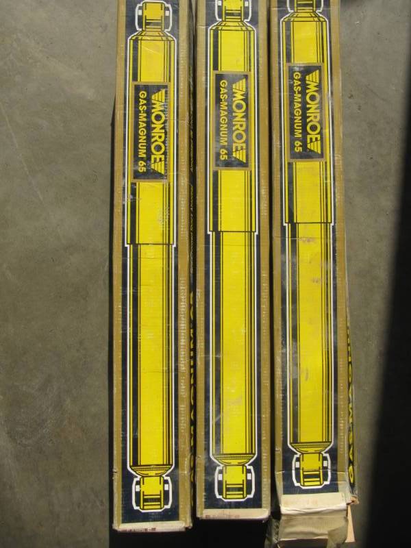 lot 952 image: NEW 3 Monroe Gas-Magnum 65 heavy duty truck shocks #65408