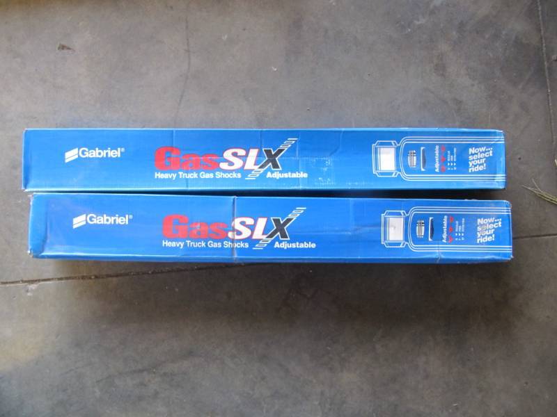 lot 953 image: NEW 2 Gabriel Gas SLX heavy duty truck shocks # 89407