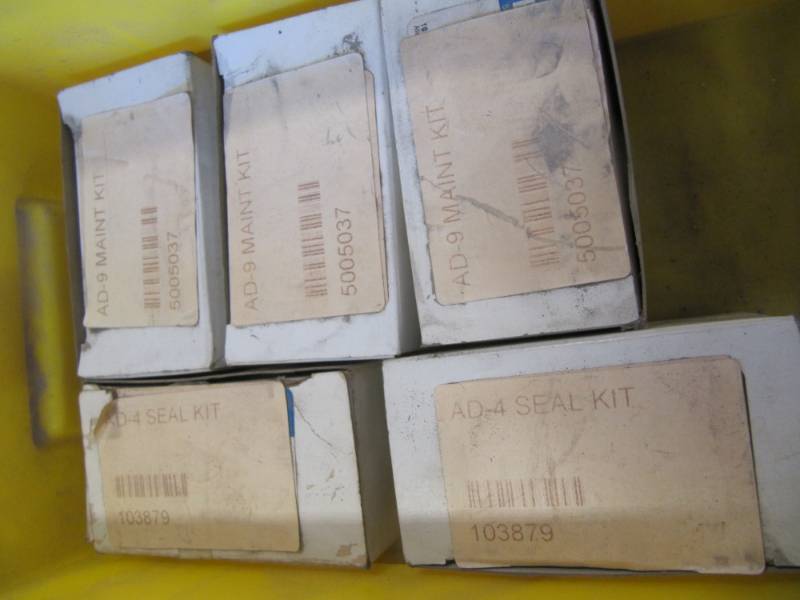 lot 963 image: 5 NEW seal kits 3  AD-9 maint kit and 2  AD-4 maint kits