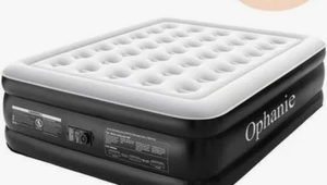 lot 525 image: Air Mattress - Retail $75