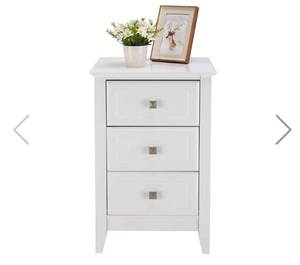lot 36917 image: VINGLI Nightstand with 3 Drawers Wooden Bedside Table - Retail $79