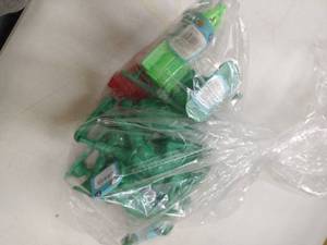 lot 28916 image: Bag of Miscellaneous Small Toys