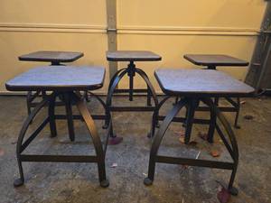 lot 20593 image: Industrial Adjustable Height Bar Stools - Set of 5
