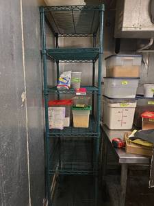 lot 20600 image: 24inX 18in Metal Rack
