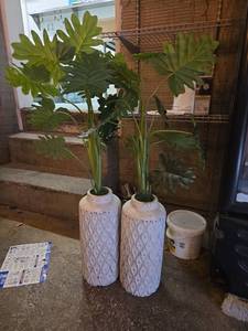 lot 20654 image: Textured White Ceramic Vase Set with Fake Leafs - Set of 2