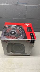 lot 107 image: Vornado AWRH Automatic Whole Room Heater&nbsp