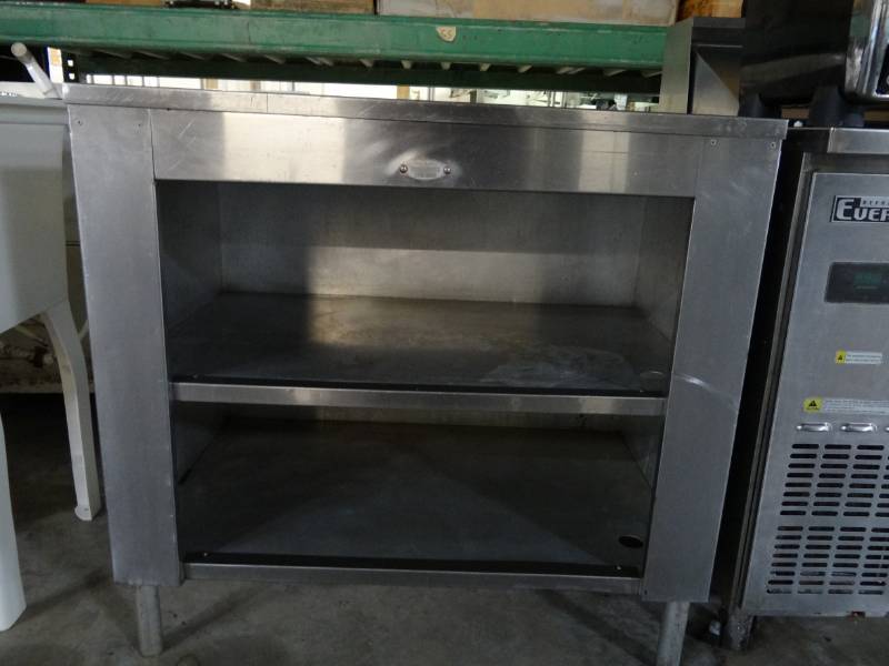 lot 5011 image: Stainless 2 Shelf Equipment Stand