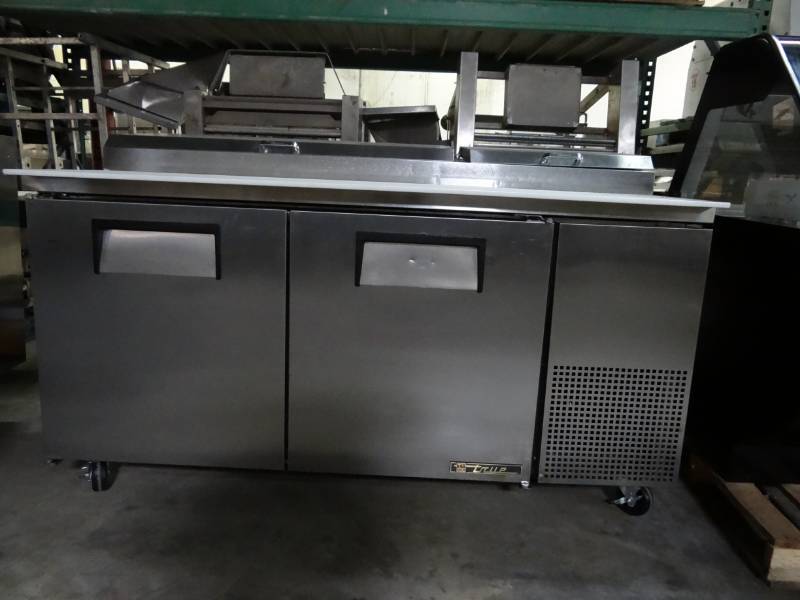 lot 5015 image: True TPP-67 67 Pizza Prep Table w Refrigerated Base on Casters