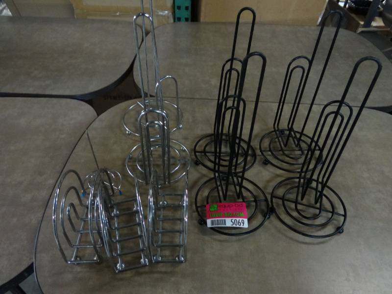 lot 5069 image: Lot of Paper Towel and Napkin Holders