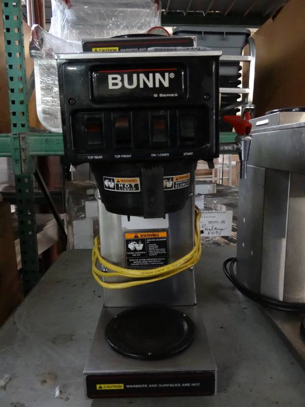 lot 5105 image: Bunn S Series Coffee Maker with 2 Additional Warming Stations